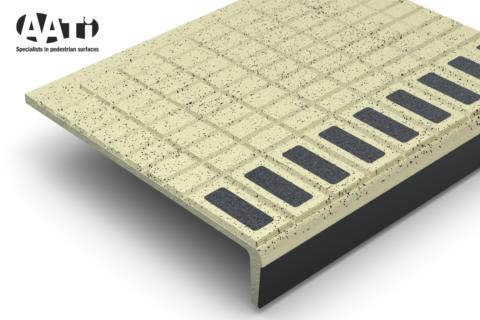 AATi cast metal anti-sli pstair nosings for Blackfriars Station