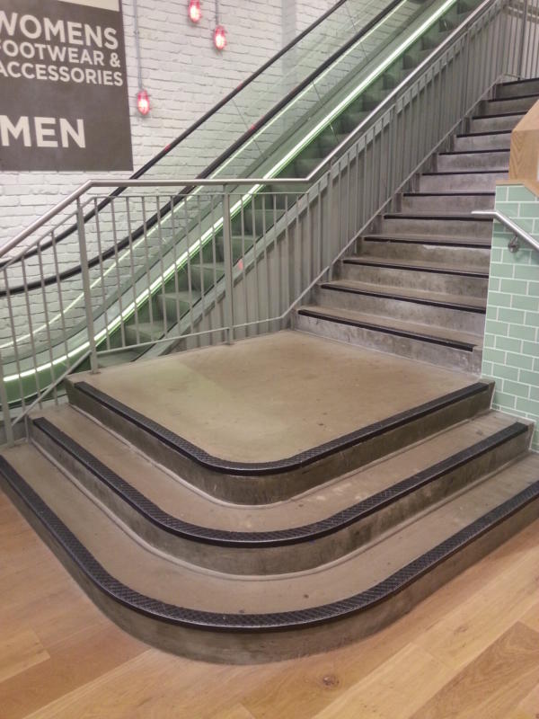 River Island, Stratford Commercial AATi